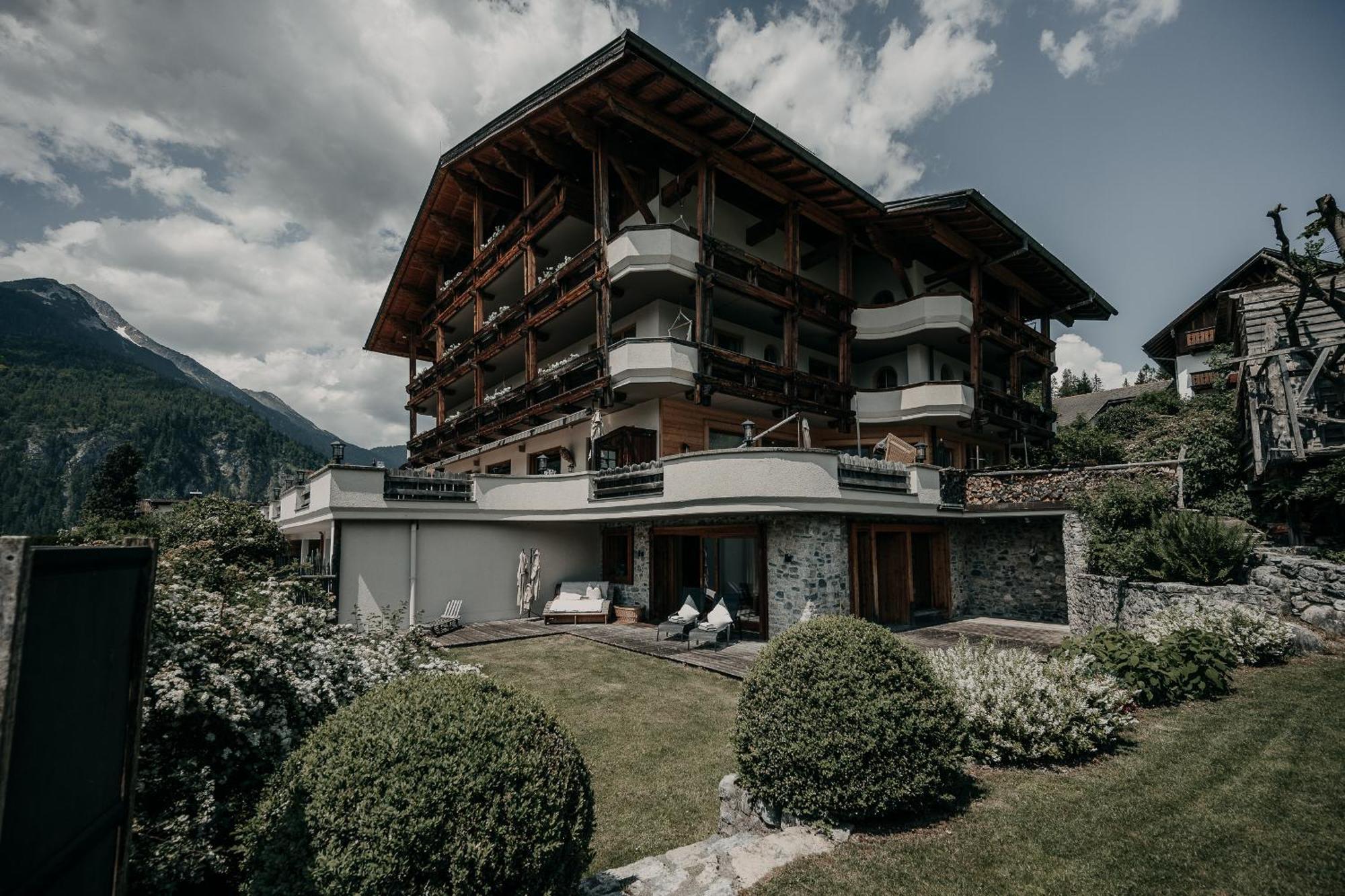 Alpenappartements Cristall Ehrwald Exterior foto